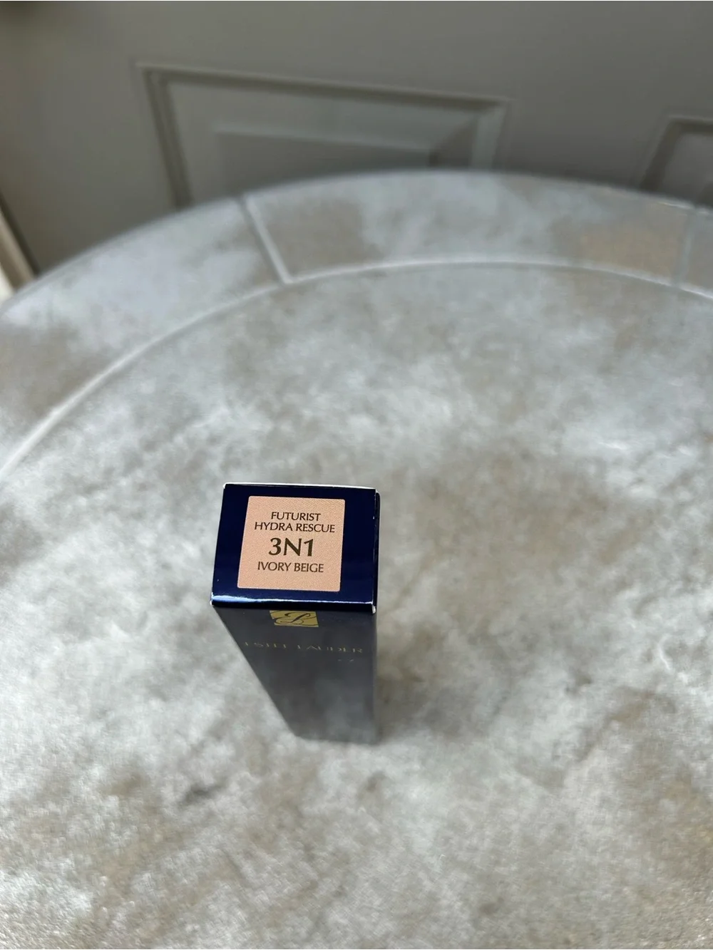 Estee Lauder Futurist Hydra Rescue Moisturizing Makeup - Beige